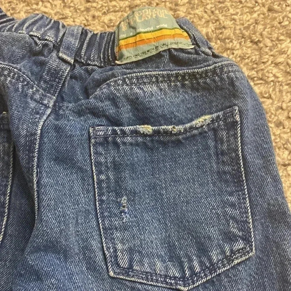 Zara distressed toddler denim jeans | 18-24m - Picture 3 of 8
